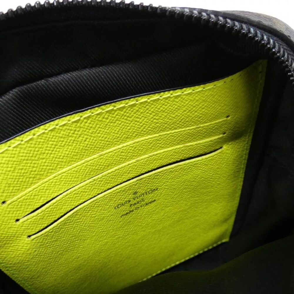 Louis Vuitton Christopher Monogram Shoulder Bag - Picture 7 of 7